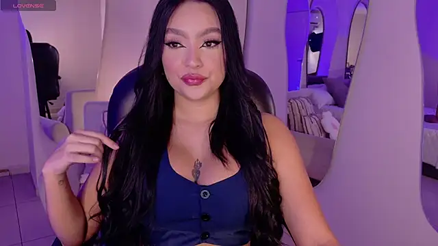 SaraWinstone  online show from 18, 1, 2026