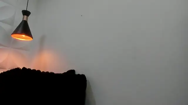 zaira skinny online show from 31, 3, 2026