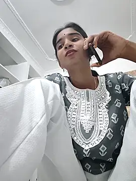 Snapshot of Cute-Natashaa chatting on 27, 2, 2026 Cute-Natashaa online show from 27, 2, 2026