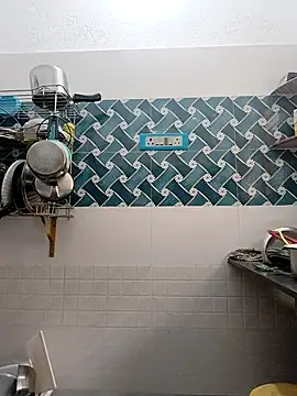 Hot-Tinaa online show from 26, 4, 2026