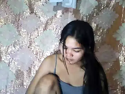 PinaySkinnyJust18 online show from 12, 3, 2026