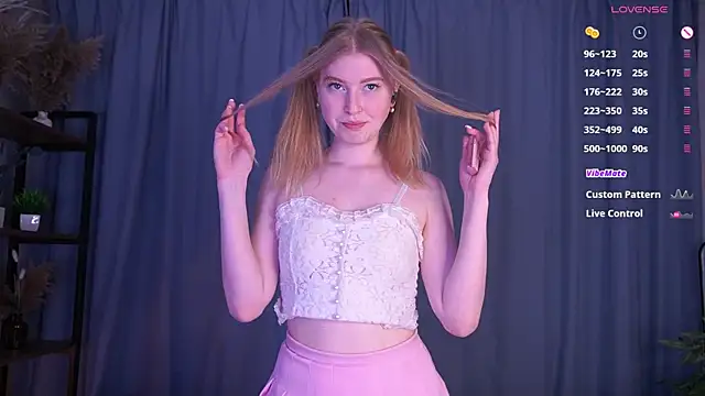 LanaRoxxy online show from 4, 4, 2026