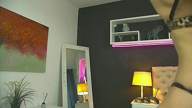 Snapshot of TaniaKaverina chatting on 20, 5, 2026 TaniaKaverina online show from 20, 5, 2026