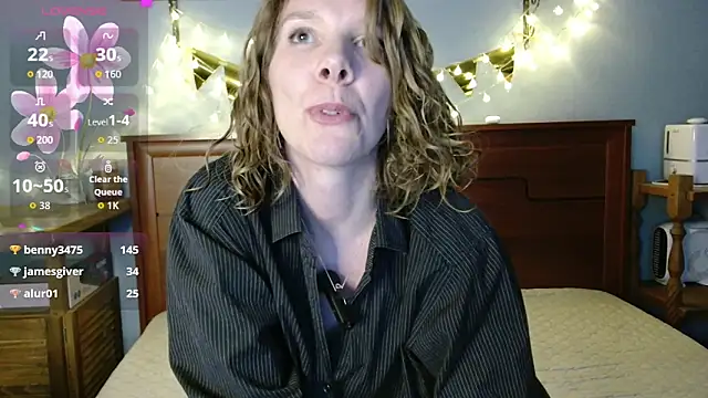 Daisy Lovely online show from 14, 4, 2026