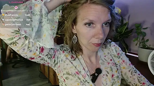 Snapshot of Daisy_Lovely chatting on 13, 7, 2026 Daisy Lovely online show from 13, 7, 2026