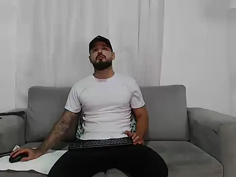 Snapshot of Handsomen69 chatting on 24, 2, 2026 Handsomen69 online show from 24, 2, 2026