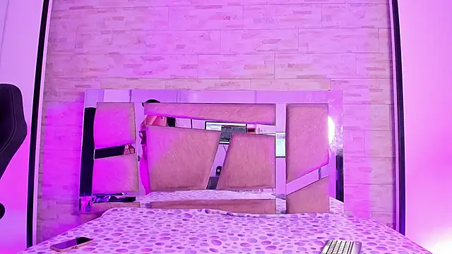 kendall grace online show from 16, 4, 2026