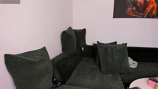 KikkoLee online show from 8, 3, 2026