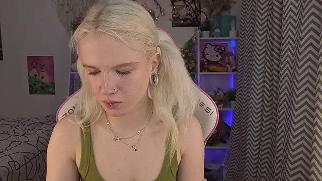 Mia WaterFall online show from 29, 5, 2026