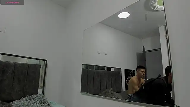Snapshot of CamiloAndYury chatting on 17, 1, 2026 CamiloAndYury online show from 17, 1, 2026