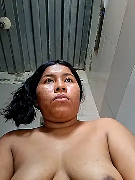 Sweet-Dirty-Storm online show from 25, 5, 2026