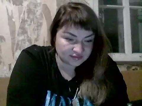 Snapshot of AllinaKis chatting on 2, 6, 2026 AllinaKis online show from 2, 6, 2026