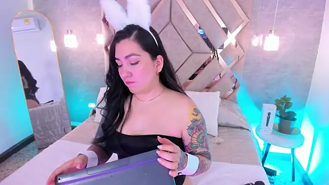 KathiaJenner online show from 11, 2, 2026