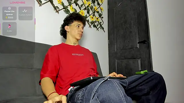 Maxxx bigcockx online show from 17, 3, 2026