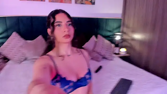 Snapshot of IrinaBlanc chatting on 22, 2, 2026 IrinaBlanc online show from 22, 2, 2026