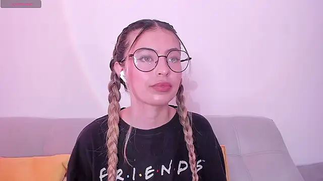 Fernanda aaaa online show from 2, 3, 2026