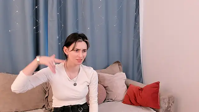 JackiYoss online show from 11, 2, 2026