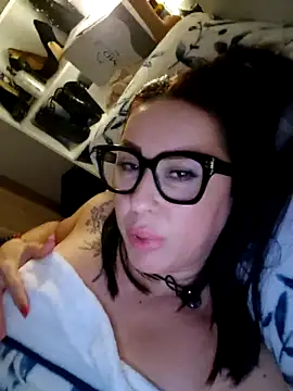 Starletx online show from 4, 2, 2026