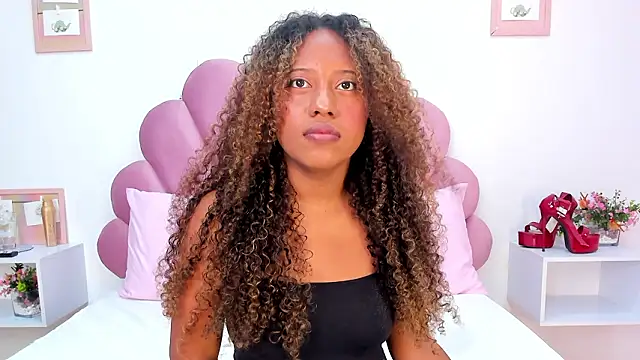 Snapshot of Ms_zozi_ chatting on 2, 2, 2026 Ms zozi online show from 2, 2, 2026