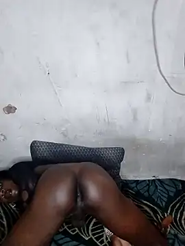 Chocolate Queenxx03 online show from 25, 2, 2026