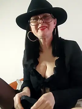 Snapshot of AliceSwan57 chatting on 24, 4, 2026 AliceSwan57 online show from 24, 4, 2026