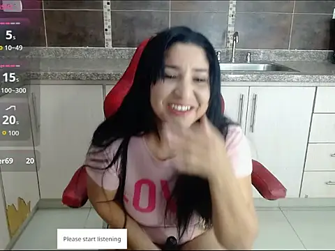 Snapshot of Miia_Rosee_ chatting on 26, 6, 2026 Miia Rosee online show from 26, 6, 2026