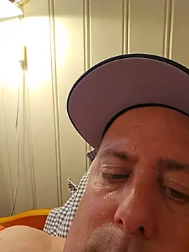 Snapshot of Martin_dick78 chatting on 22, 5, 2026 Martin dick78 online show from 22, 5, 2026