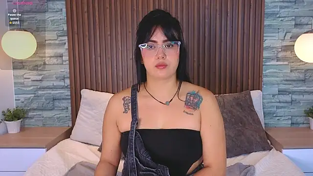 vicky grey online show from 18, 2, 2026