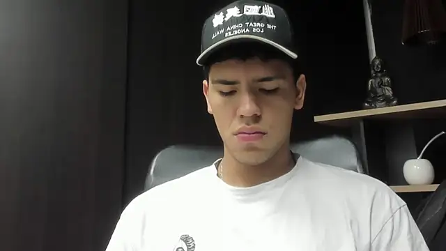 Snapshot of Tobias_Vega chatting on 17, 2, 2026 Tobias Vega online show from 17, 2, 2026