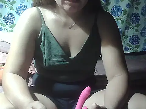 Snapshot of juliana_babe chatting on 10, 5, 2026 juliana babe online show from 10, 5, 2026