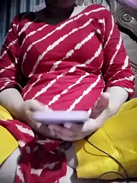 Snapshot of maisamim2 chatting on 14, 5, 2026 maisamim2 online show from 14, 5, 2026