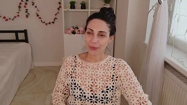 LovelyBeatrice online show from 26, 5, 2026