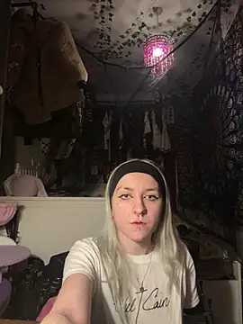 bambibabyy online show from 11, 2, 2026