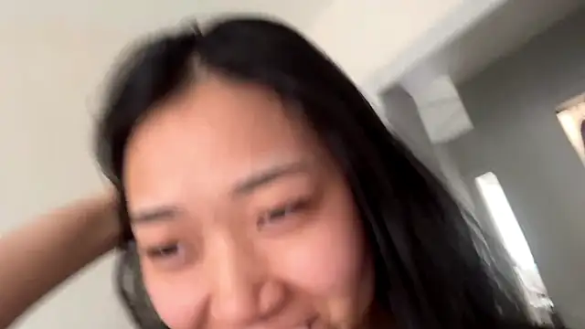 SweetMiaXO online show from 25, 3, 2026