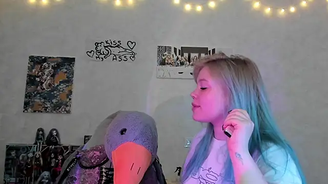 Lulu Di online show from 10, 6, 2026