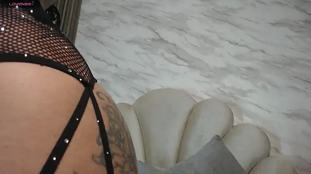 darkkjulietha online show from 2, 6, 2026