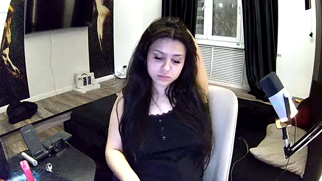 Snapshot of Nicole_pretty chatting on 2, 2, 2026 Nicole pretty online show from 2, 2, 2026