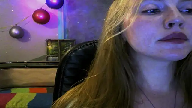 Space Girls 699 online show from 6, 6, 2026