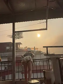 Lyn-be99 online show from 27, 3, 2026