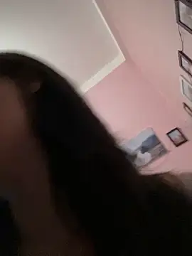 Lyn-be99 online show from 9, 4, 2026