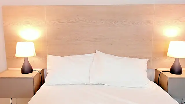 Snapshot of dolleyes10 chatting on 1, 2, 2026 dolleyes10 online show from 1, 2, 2026