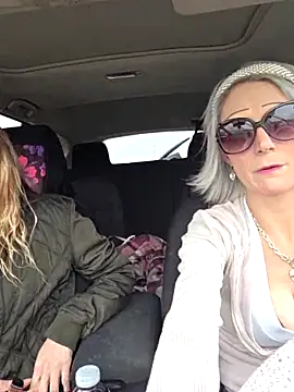 BeautifulFire23 online show from 11, 3, 2026