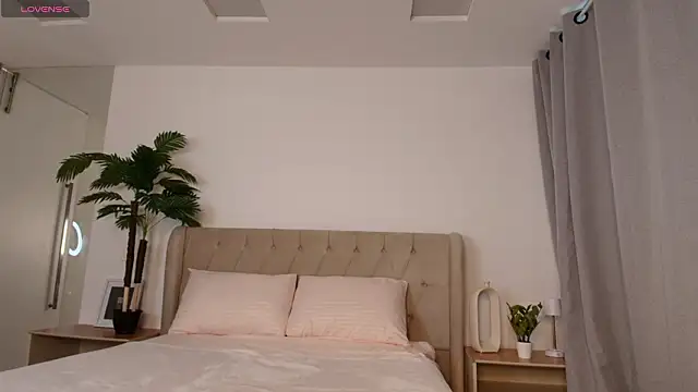 Snapshot of Carol_Daniel chatting on 2, 2, 2026 Carol Daniel online show from 2, 2, 2026