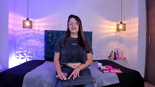 samantha foxyy online show from 16, 3, 2026