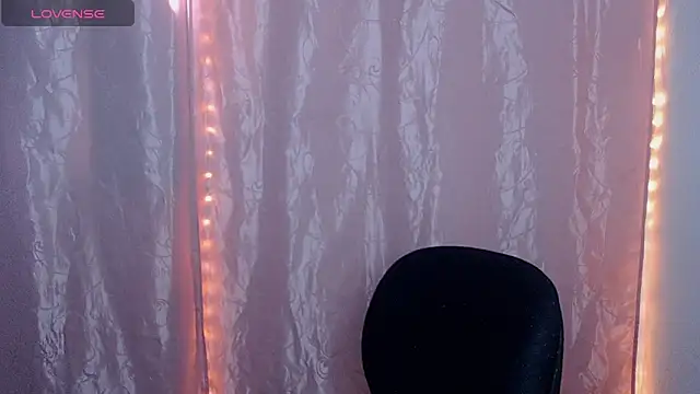 Snapshot of Anita23__ chatting on 6, 5, 2026 Anita23 online show from 6, 5, 2026