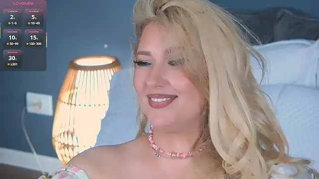 Snapshot of OndinaNoire chatting on 21, 5, 2026 OndinaNoire online show from 21, 5, 2026