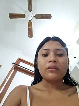 Layla em online show from 26, 2, 2026