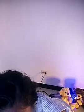  aish a online show from 16, 4, 2026