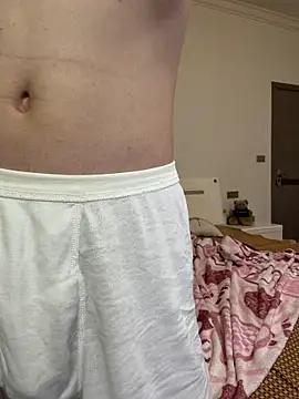 Snapshot of llkiki chatting on 5, 7, 2026 llkiki online show from 5, 7, 2026