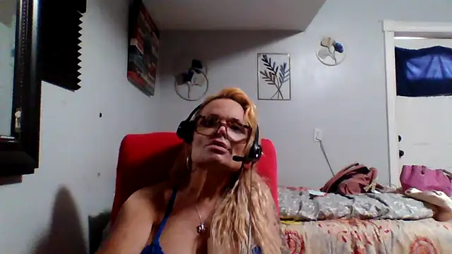 Snapshot of starandsky chatting on 10, 6, 2026 starandsky online show from 10, 6, 2026